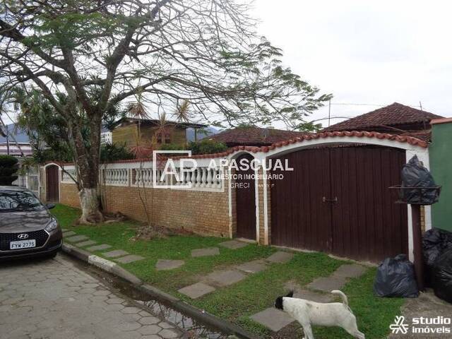 Casa para Venda em Caraguatatuba - 2