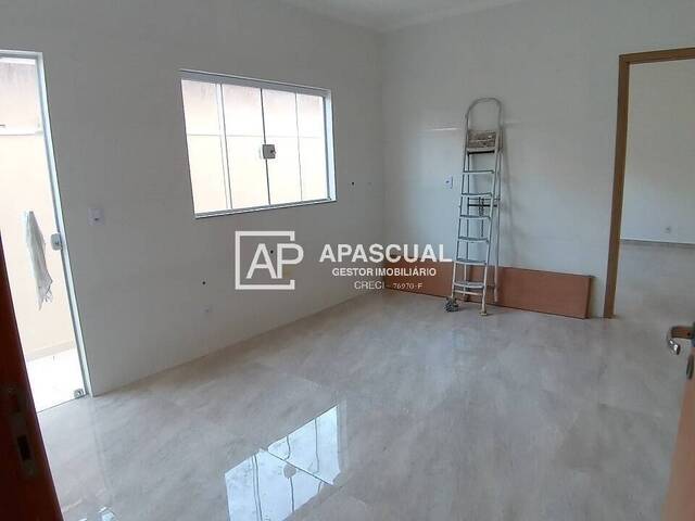 Casa para Venda em São José dos Campos - 4