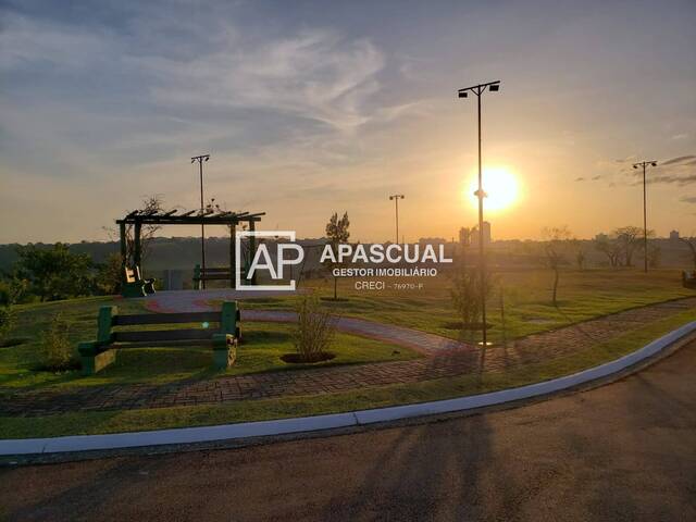 Área para Venda em São José dos Campos - 4