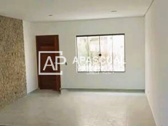 #2318 - Casa para Venda em Caraguatatuba - SP - 3