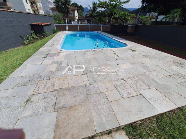 #2336 - Casa para Venda em Caraguatatuba - SP