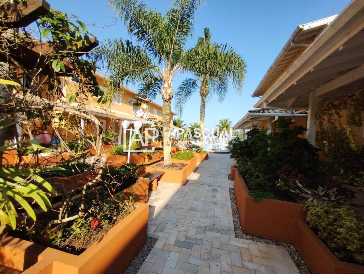 Casa à venda com 3 quartos, 108m² - Foto 3