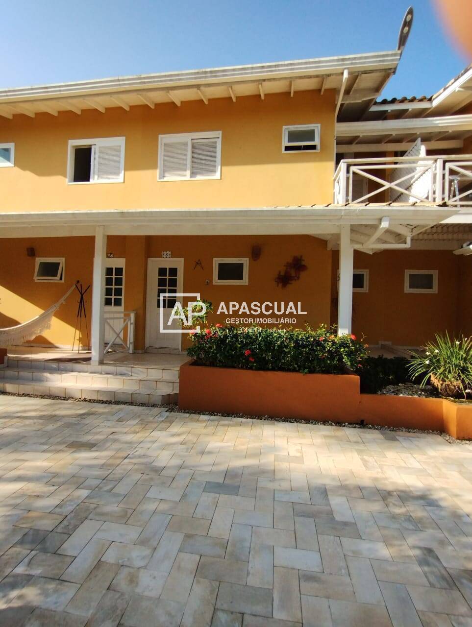 Casa à venda com 3 quartos, 108m² - Foto 6